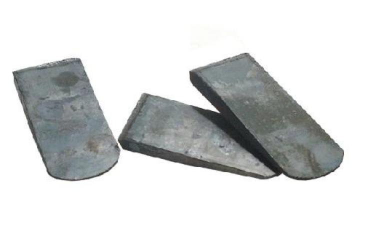 Metall-Schalungskeil